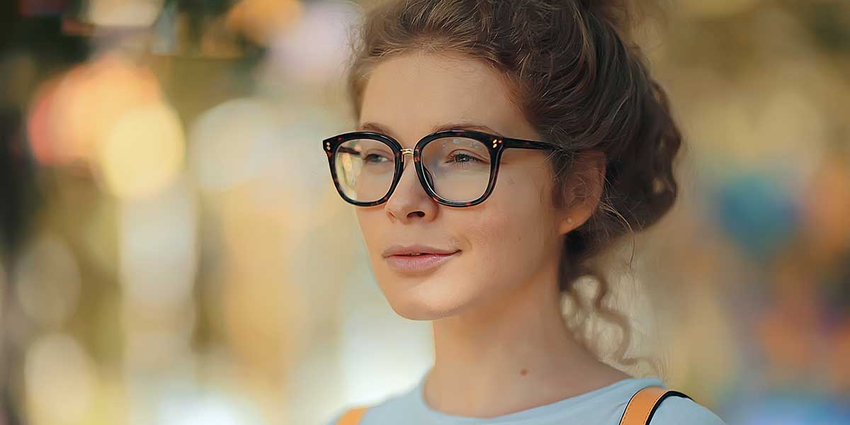 Young girl wearing single vision lenses.